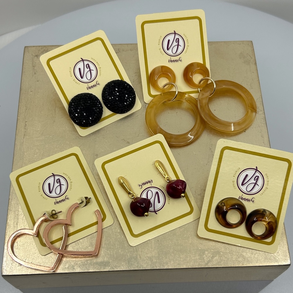 Set of 5 NEW earrings